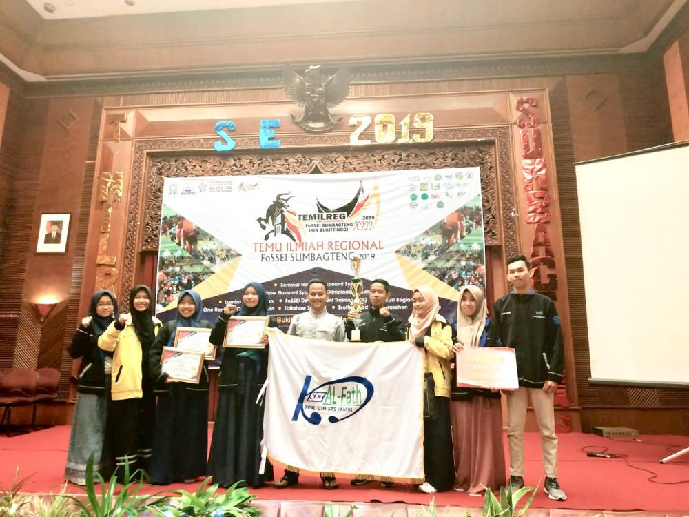 KSEI Al-Fath UIN STS Jambi Berhasil Raih Juara I Lomba Karya Tulis Ilmiah (LKTI)