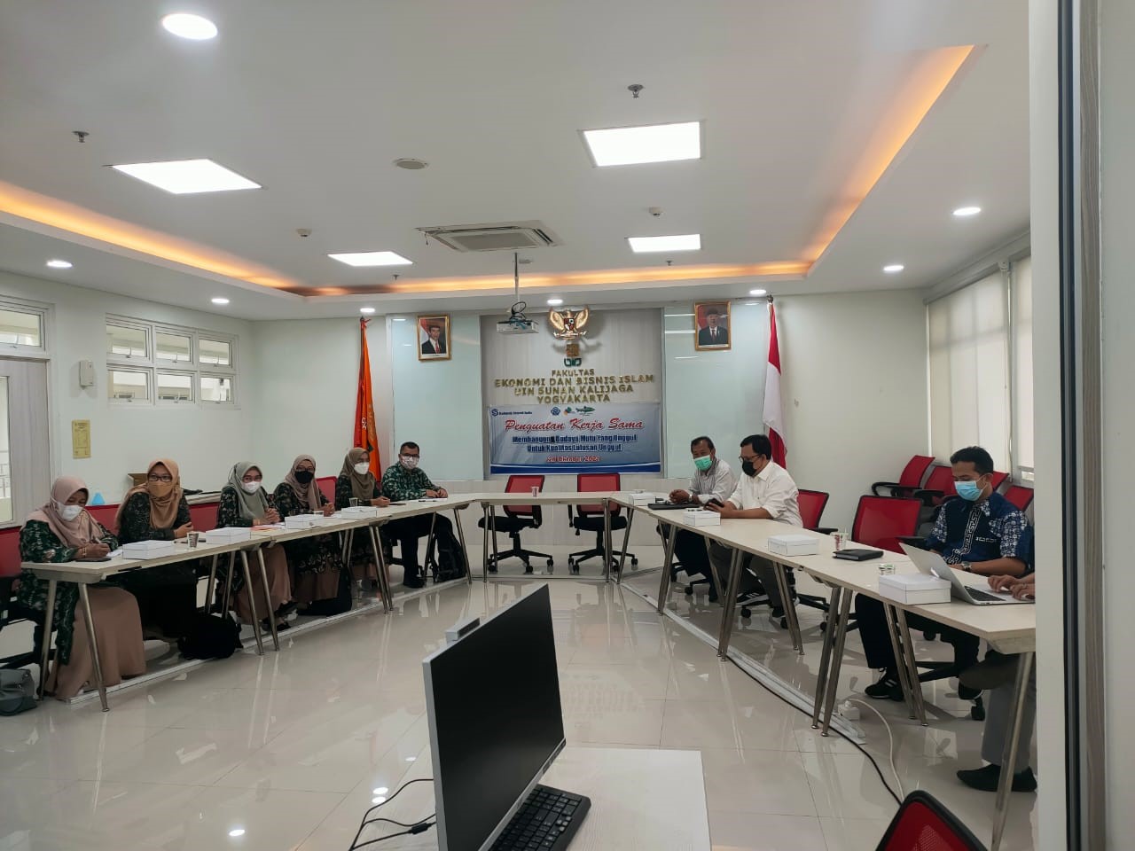 FEBI UIN Sutha Melakukan Kunjungan dan benchmark dengan UIN Suka Yogyakarta