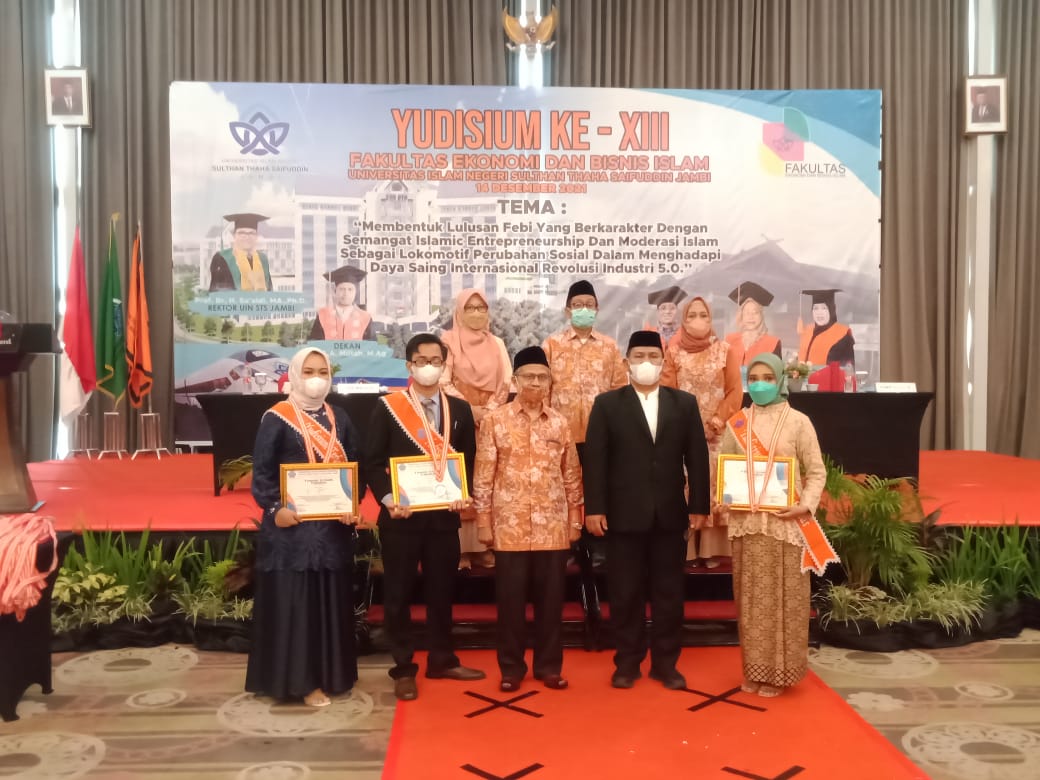 Yudisium ke XIII FEBI UIN Sutha, diikuti oleh 206 Mahasiswa/i