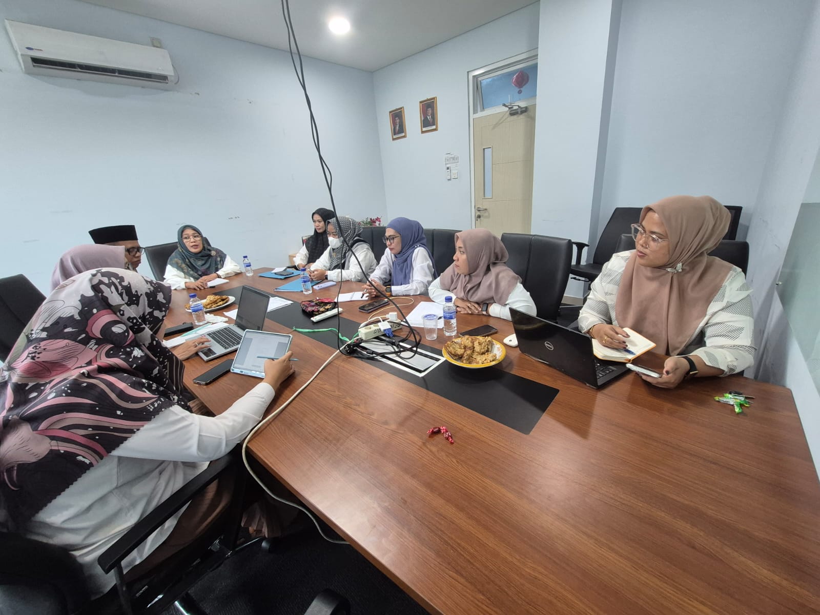 Dekan Febi UIN Sutha Jambi Dr. Rafidah Menyampaikan Strategi-Strategi Pencapaian IKU 2025