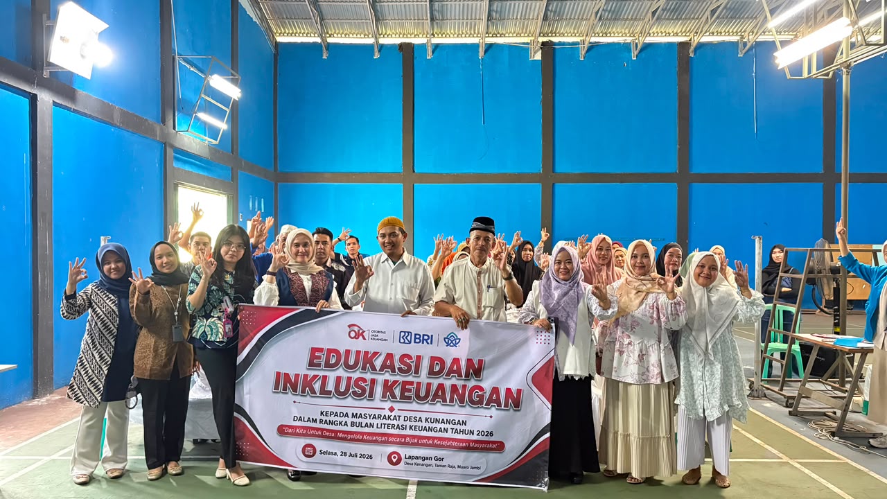 Perkuat Literasi Keuangan Masyarakat, Duta OJK UIN STS Jambi Bersinergi dengan OJK, BRI, dan Mahasiswa KKN di Desa Kunangan