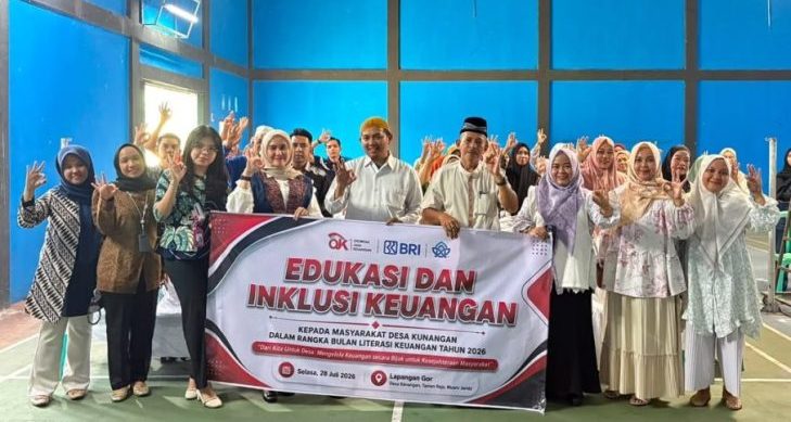 Perkuat Literasi Keuangan Masyarakat, Duta OJK UIN STS Jambi Bersinergi dengan OJK, BRI, dan Mahasiswa KKN di Desa Kunangan