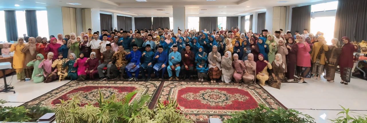 Yudisium XXIII FEBI UIN STS Jambi, Kukuhkan 220 Lulusan Calon Ekonomi Muda Berintegritas dan Berwawasan Global