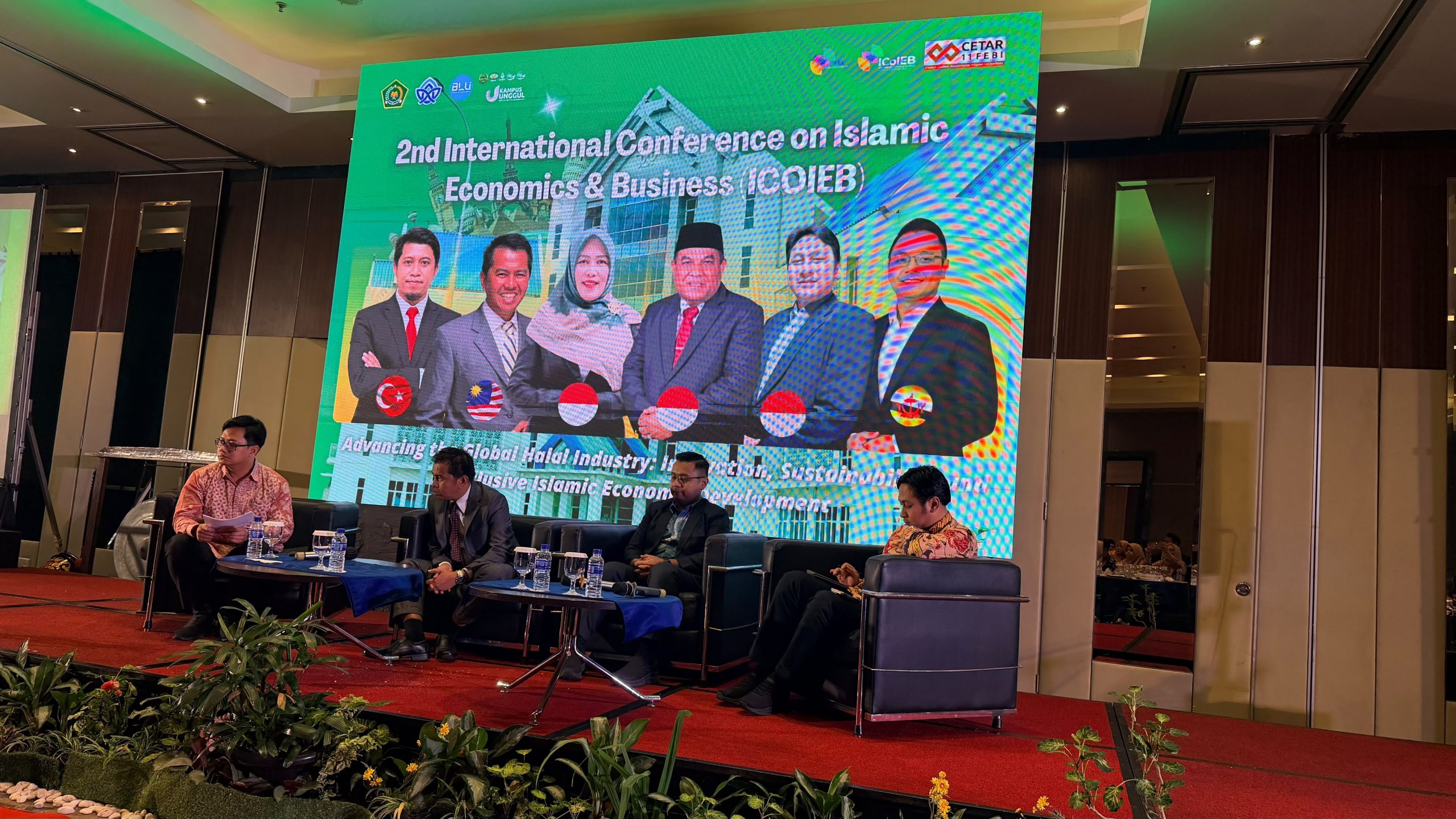 Prof. Dr. Irwandi Jaswir Bahas Peluang, Tantangan, dan Inovasi Industri Halal Global di ICoIEB 2026